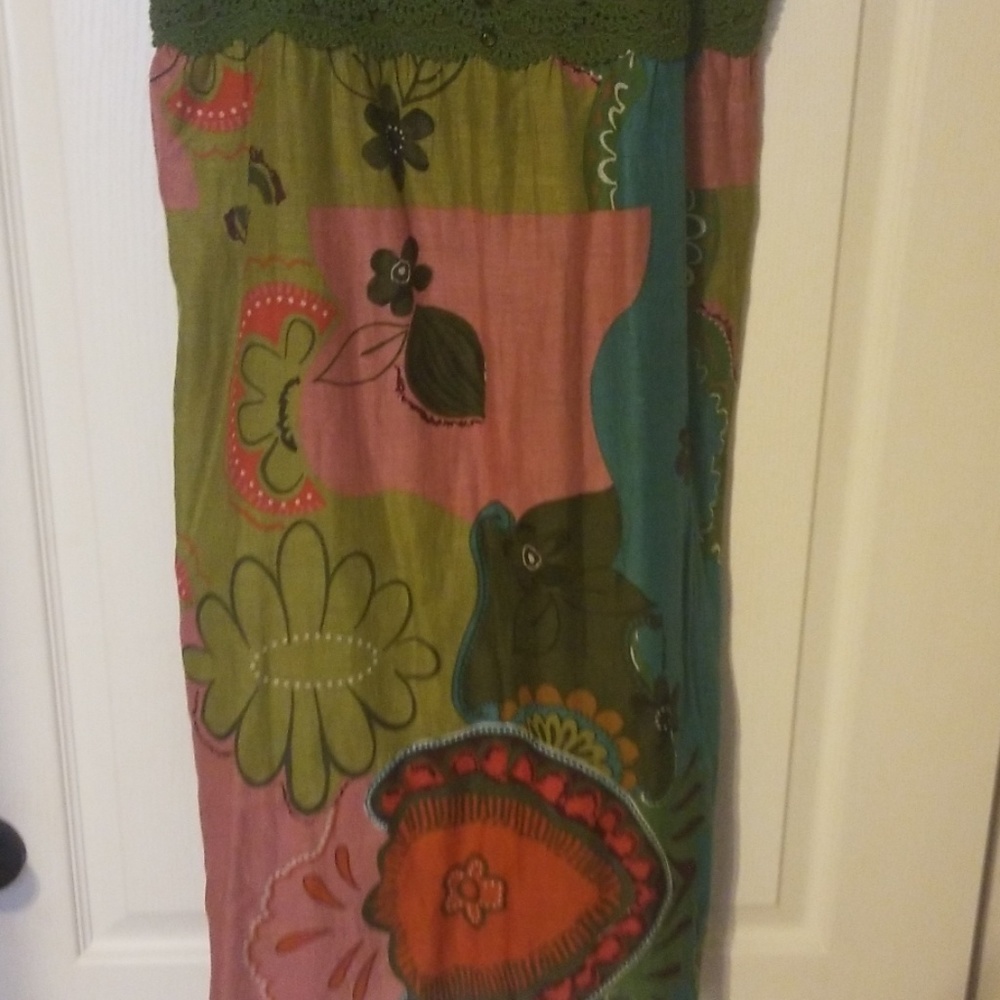 Dress - Picture 3 of 5